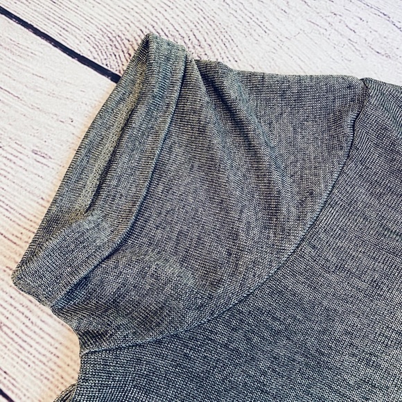 Grey/silver short sleeve top - Picture 4 of 6